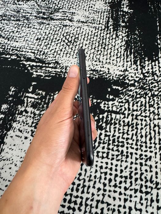 Iphone xr акб 79% в нормальном сост