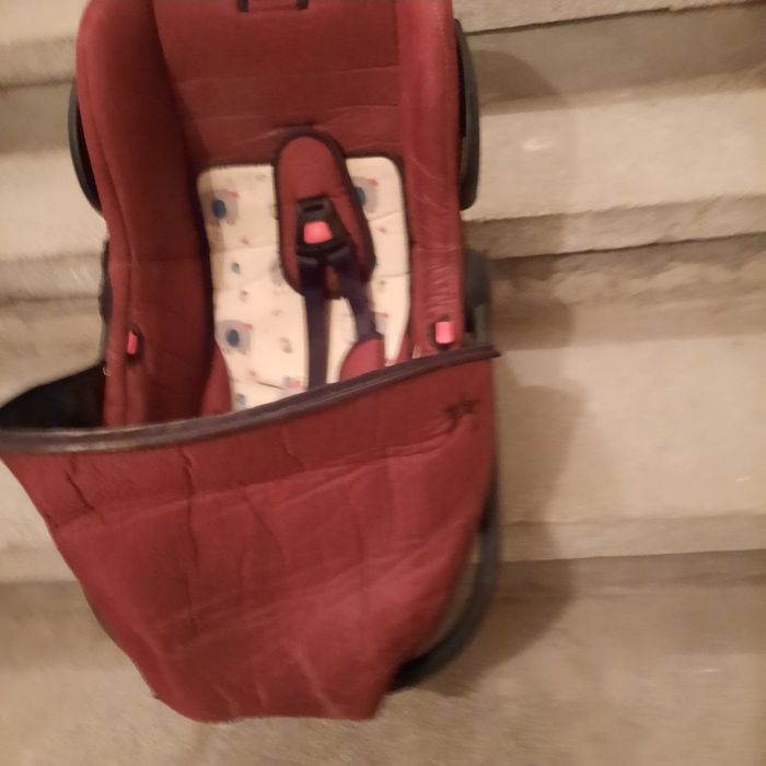 Детско столче за кола