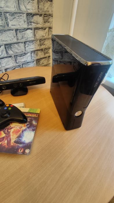Продам Xbox 360 на 250гб