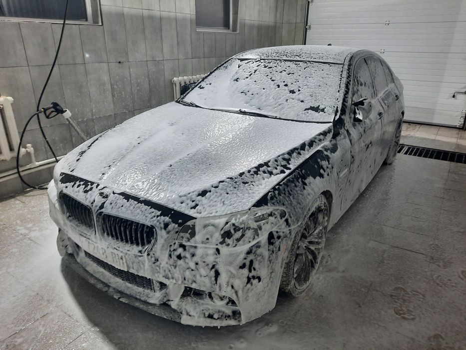 Продам двух этажное здание.