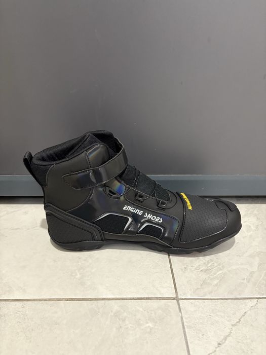 Мото Боти Чисто Нови