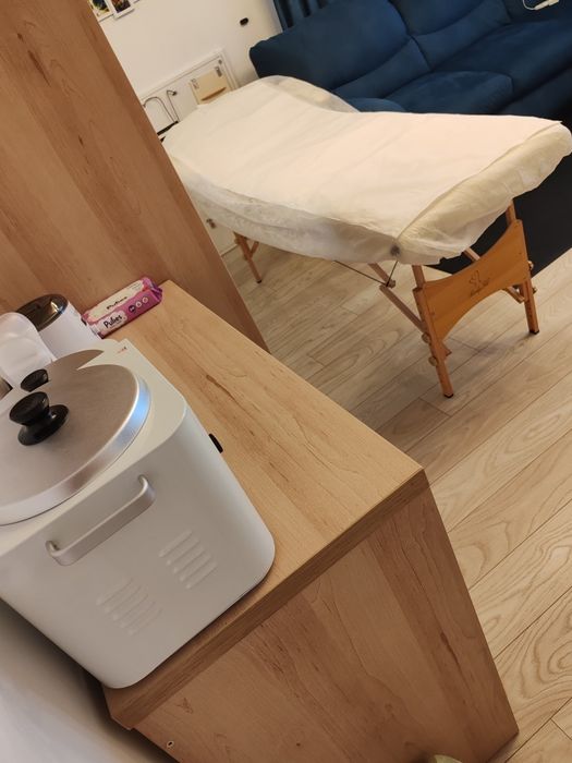 Epilare cu ceara tradițională si unica pentru femei