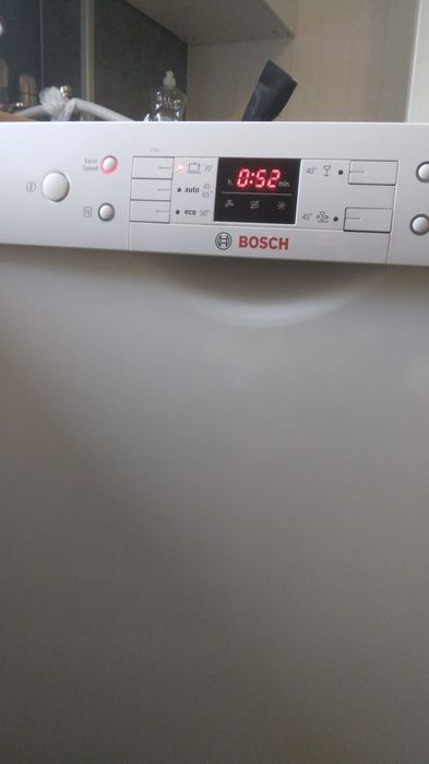 Reparatii masini de spalat rufe, vase, aragaze, cuptoare