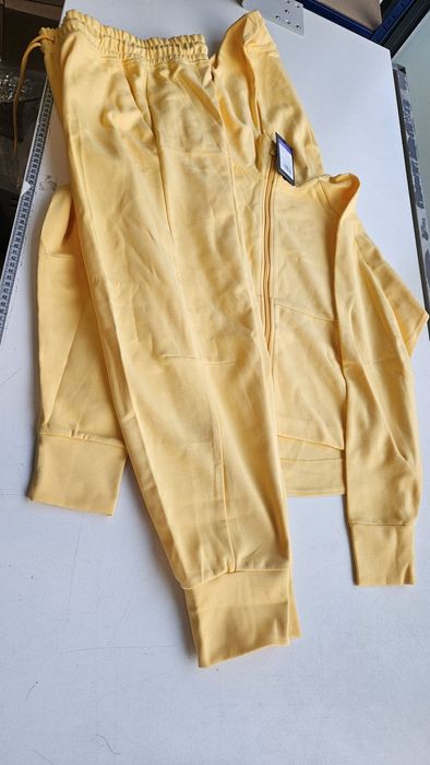 Дамски екип Flair М