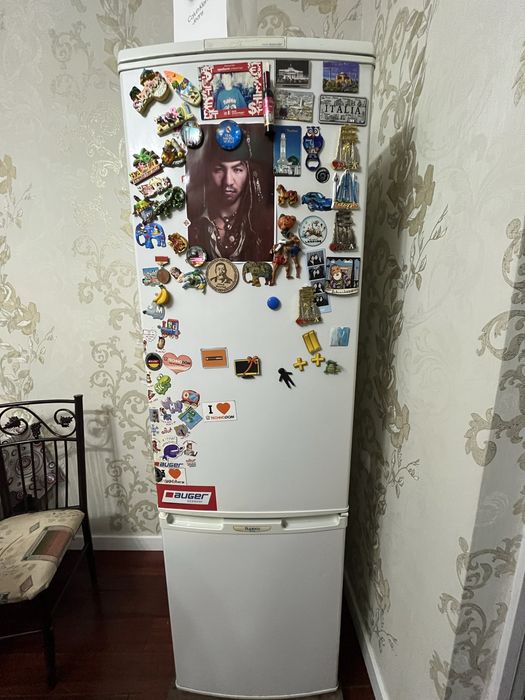 Продам холодильник