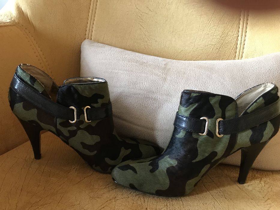 Botine Nine West din piele naturala ,imprimeu army , nr35/36