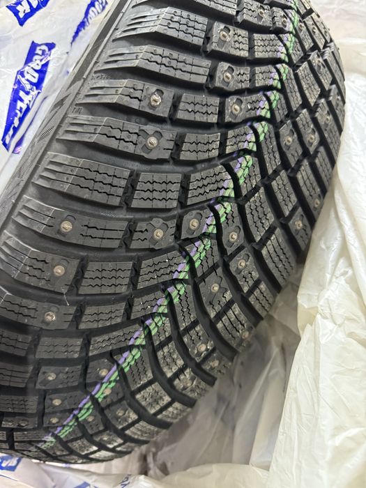 Шины зимние новые