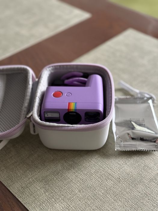 Polaroid go 2 purple
