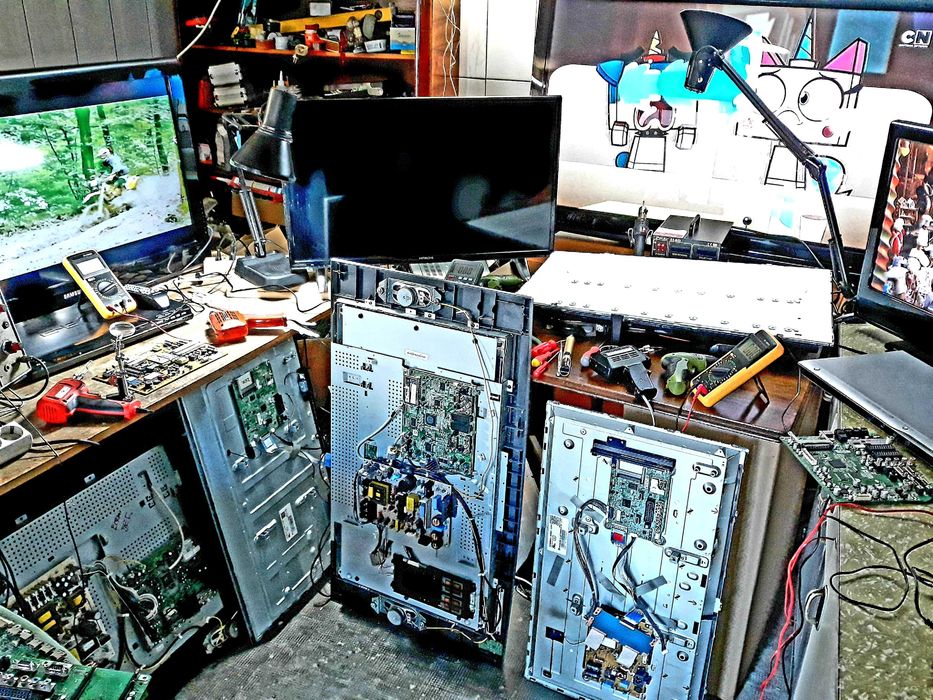 Reparatii televizoare led-lcd-plasma, audio-video, amplificatoare, boxe audio, home-cinema,electronice