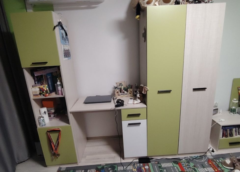 Скрин, гардероб, бюро