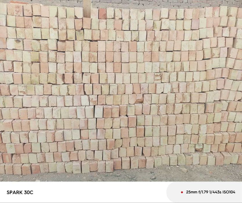 Пишган гиштлар полтара ва хом