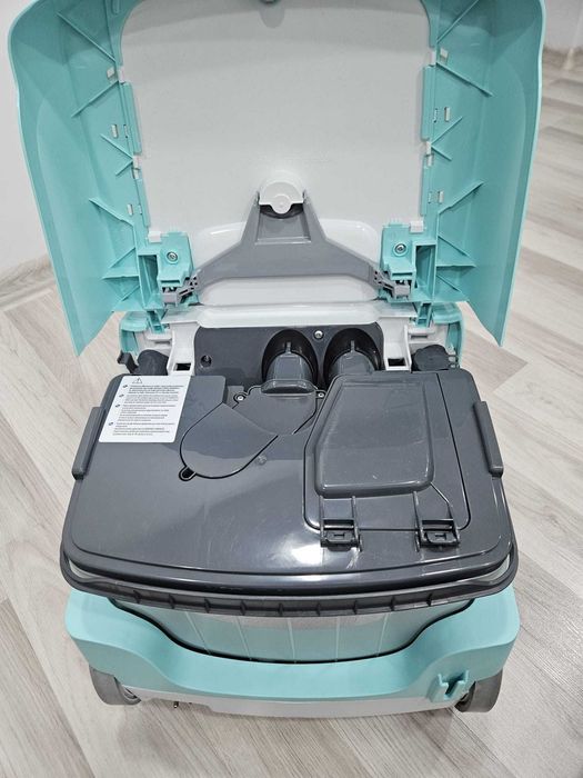 Aspirator Bosch BWD420HYG AquaWash & Clean– 2000W – Accesorii complete