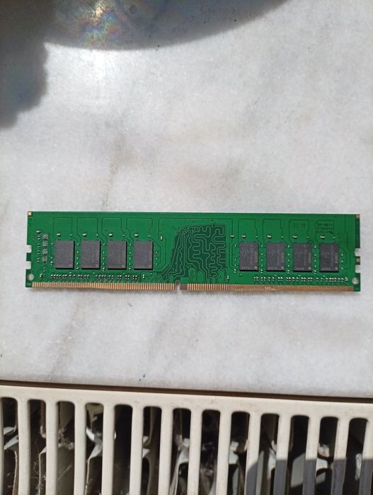 Placuta de ram 8gb cu frecventa 2666