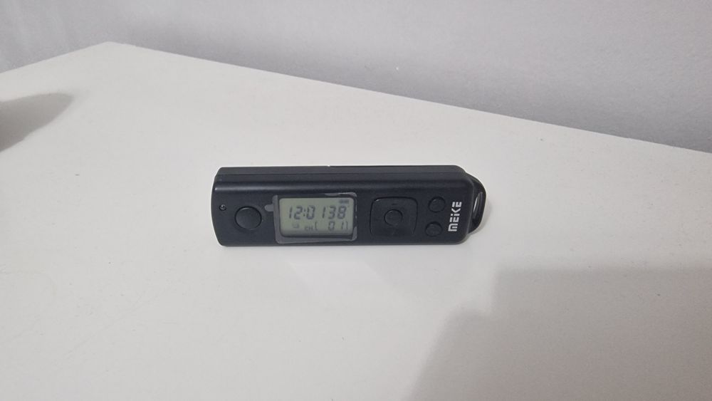 Grip Meike -  Canon 760d / 750 d cu telecomanda