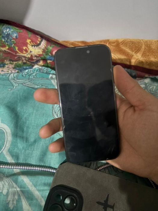 iPhone 15 срочна