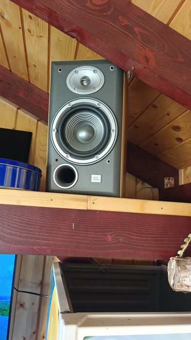 4 boxe jbl E30 series+ statie Yamaha