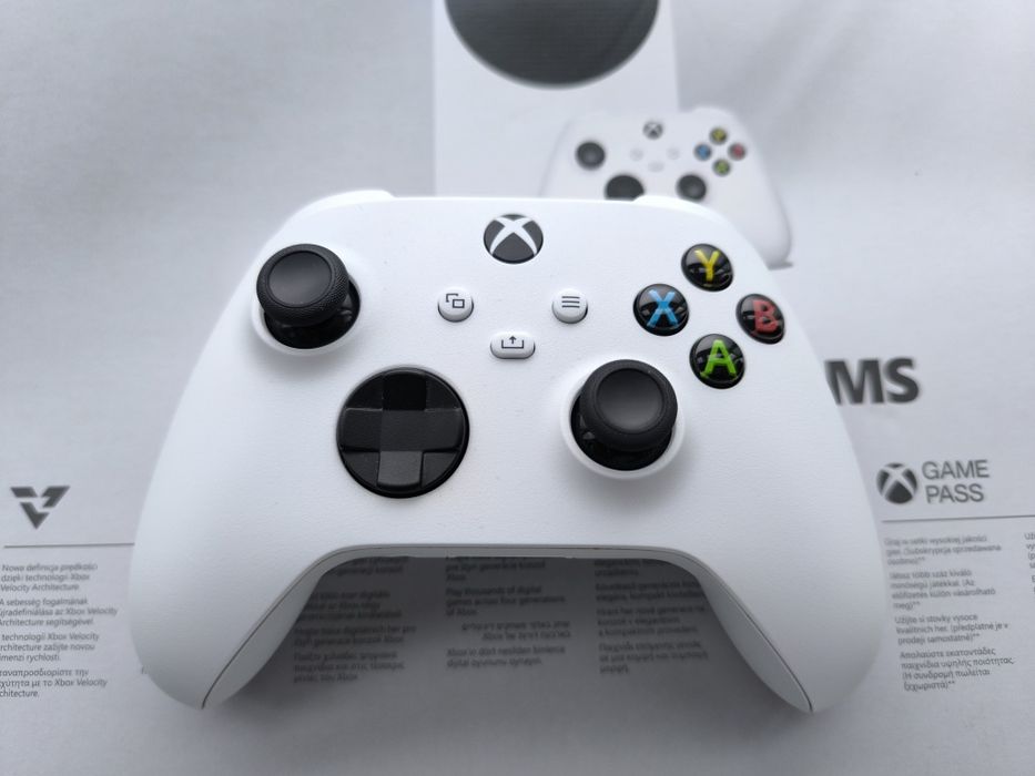 Consola Xbox Series S 1TB + garantie Altex +HDD 1 TB + Abonament Game