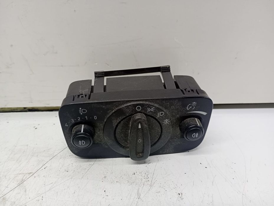 Bloc lumini AV6T13A024CC Ford Kuga 2 (2013 - 2020) 2.0 tdci UFMA