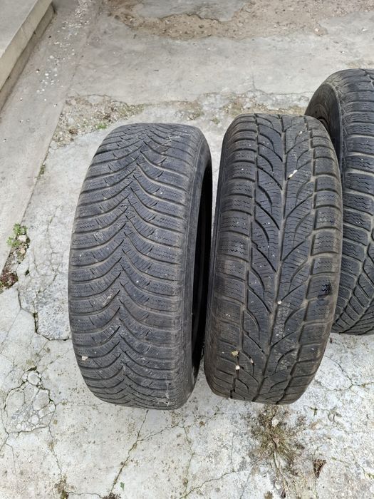 Jante Skoda r15 cu anvelope de iarna