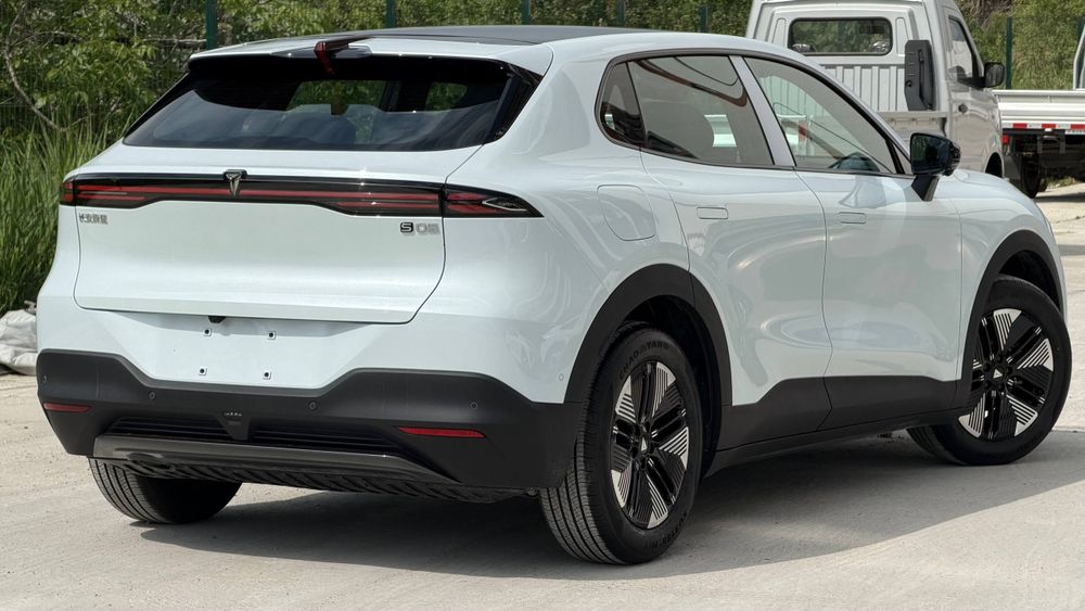 ChangAn Deepal s05. 2026 yil. Gibrid