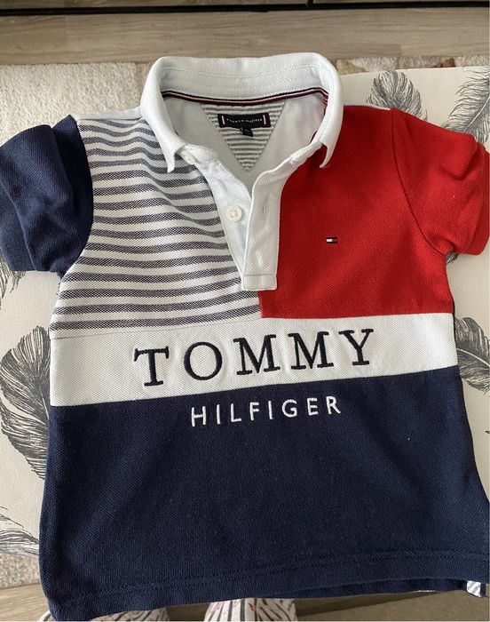 Set bermude si tricou bebe Tommy Hilfiger
