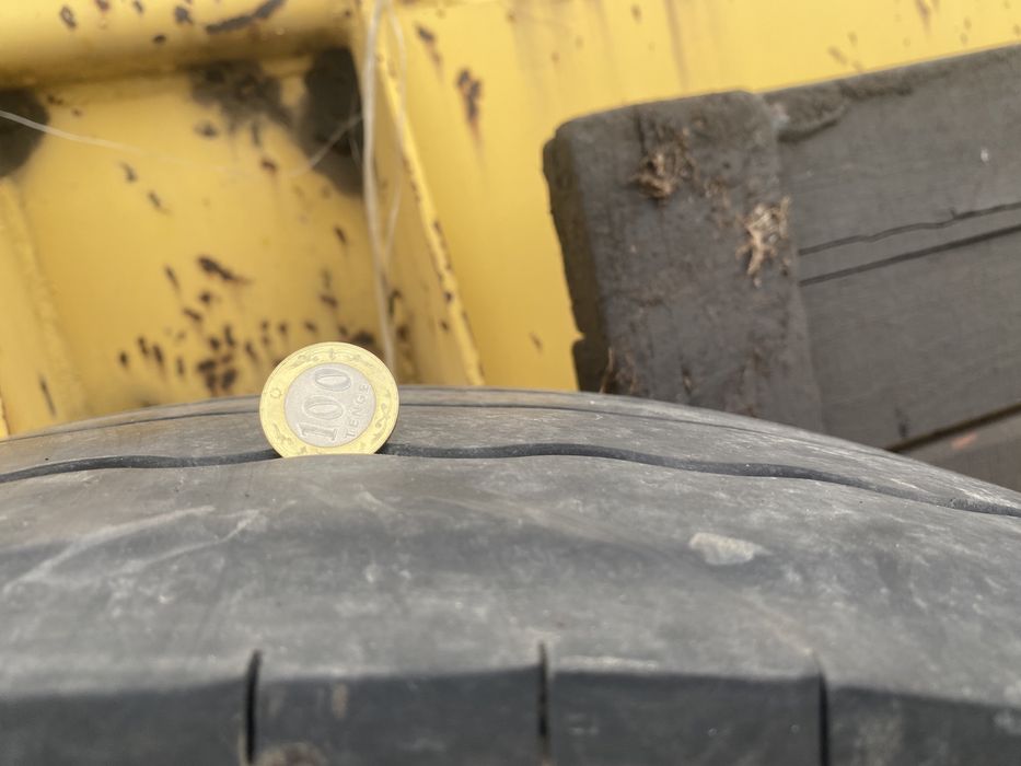 Продам грузовую резину