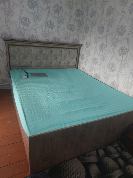 Продам кровать б/у