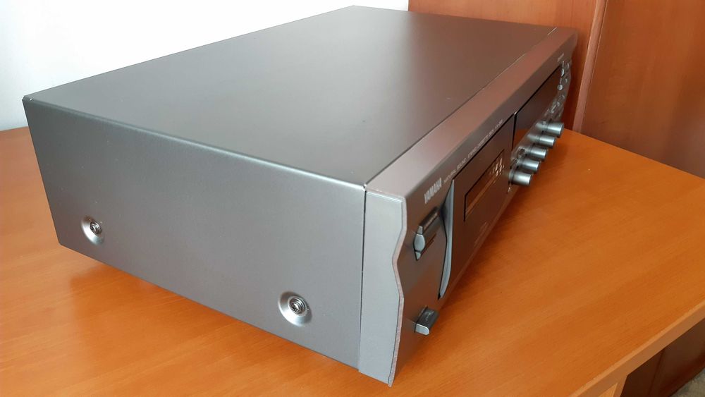 Deck Yamaha KX-393 + casete audio BASF type II BONUS