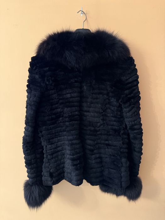 Палто от чинчила с яка от лисица