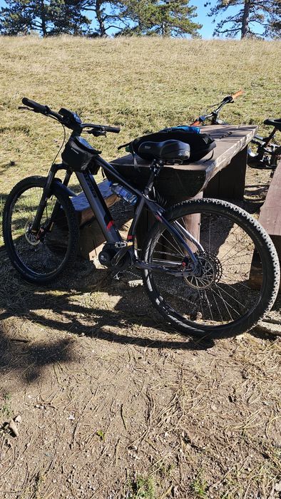 Vând  bicicleta electrica