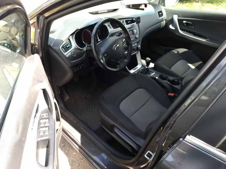 Kia Ceed 1,6 crdi 131cp 2013