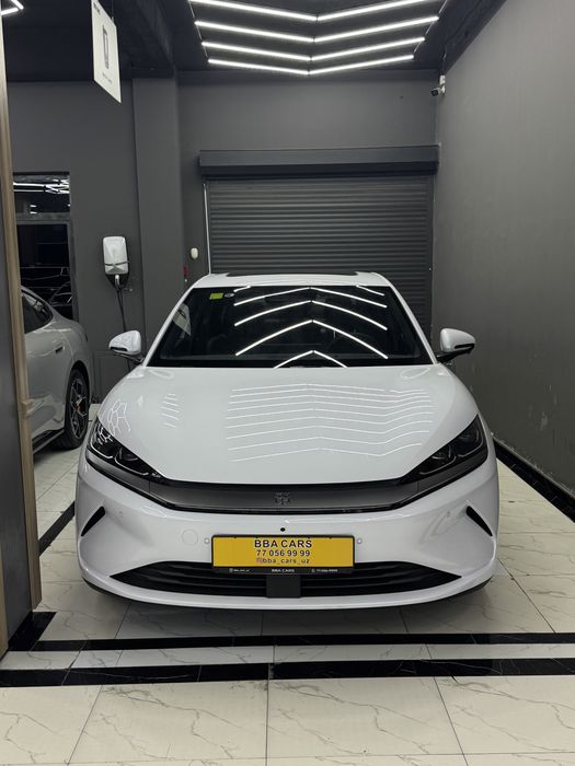 BYD chin L full pozitsa avto salon