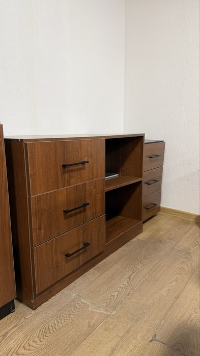 Продам офис мебель