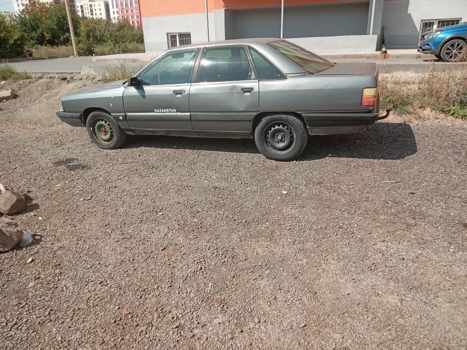 Продам ауди 100 с3 2.3