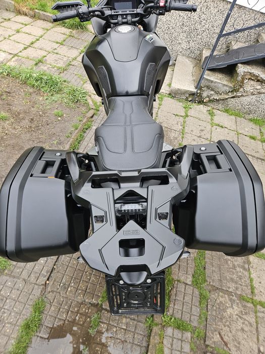 Продавам оригинални куфари със стойки за YAMAHA TRACER 7GT  MT07