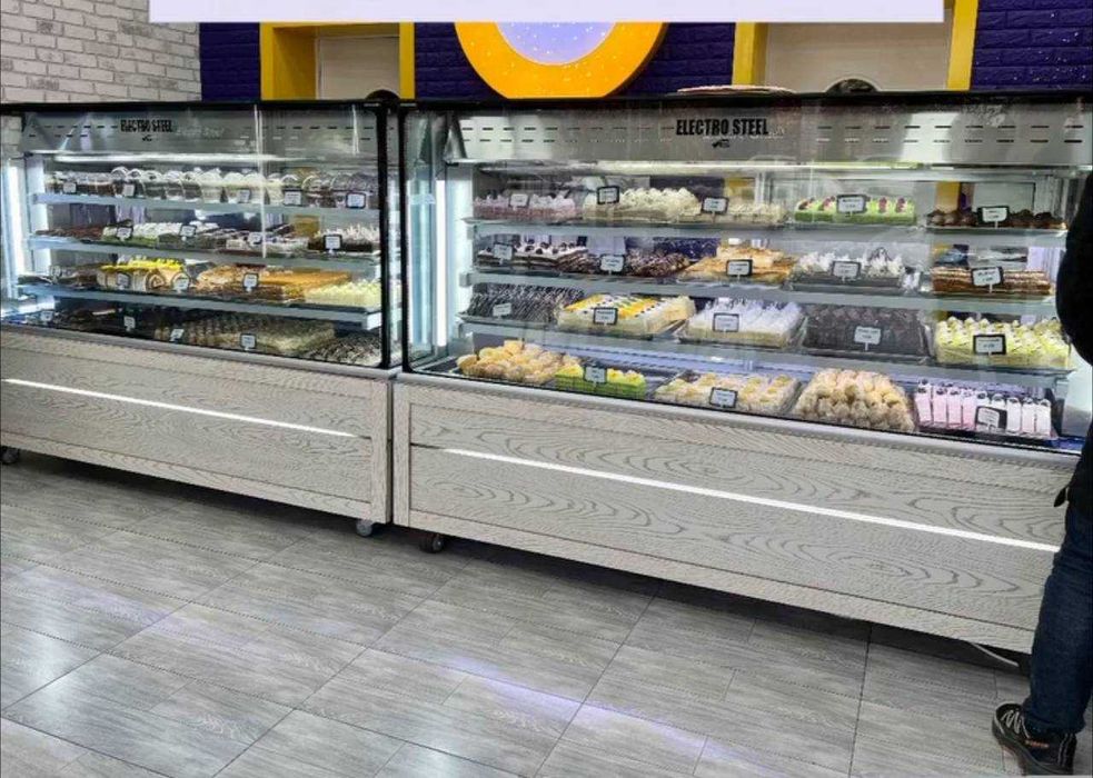 Holodilnik vitrina. Haladelnik. Xaladelnik tort va pichoni uchun