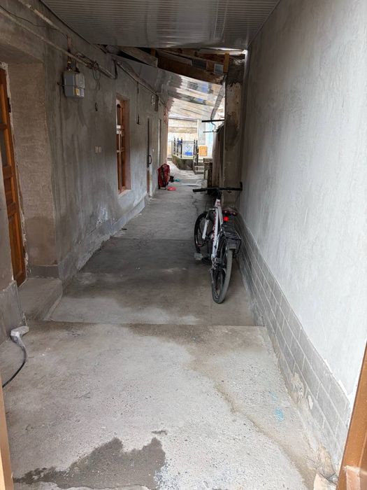 Продается участок 5 комнатная/ возможен обмен на 3 комнатную квартиру