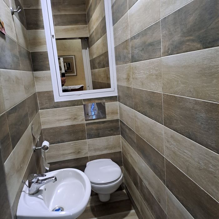 Дава се под наем Тристаен апартамент в Шумен, Военно училище - 93 кв.м за 280.5 € - Снимка #3