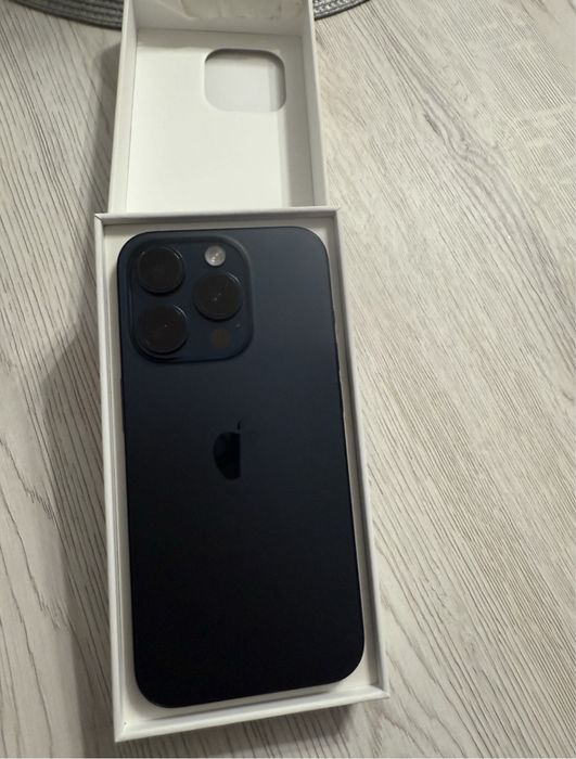 Iphone 15 Pro Blue Titanium