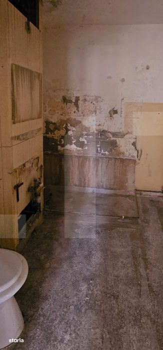 Apartament cu 3 camere, 72 mp, etaj 1, ideal pentru renovare - Simeria