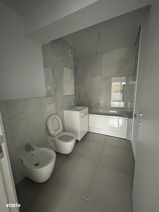 Apartament Cu 4 Camere/ Zona Albert/ Genial Residence/ Ploiesti