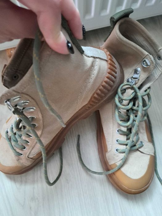 Нови боти/туристичесси естествен велур Зара