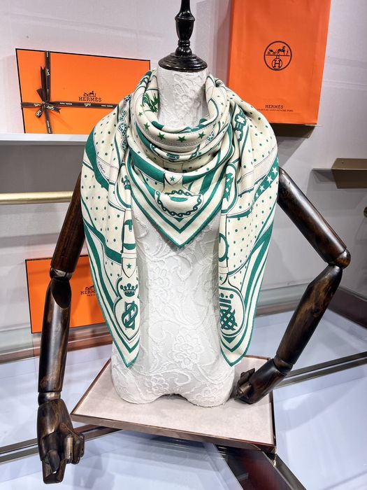 Кашмирено шалче Хермес