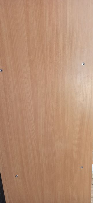 Компьютерный стол с полками