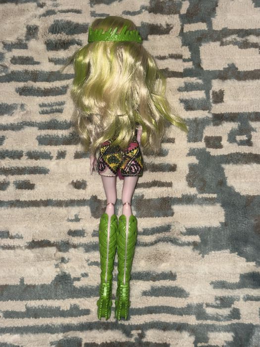 Кукла Monster high Бэтси Кларо