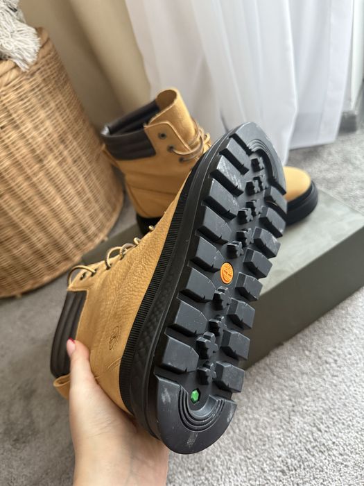Ghete de primavara Timberland, usoare si impermeabile