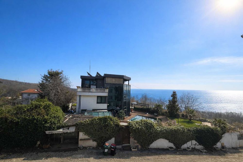 Продава се Тристаен апартамент в Черноморец - 85 кв.м за 780 €/кв.м - Снимка #11
