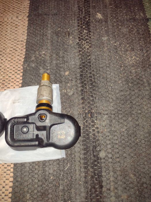 оригинални датчик налягане на гумите TOYOTA датчици за тойота рав4