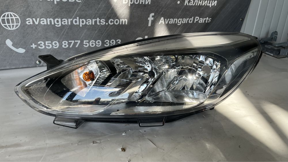 Ляв и десен фар Ford Fiesta 2018-