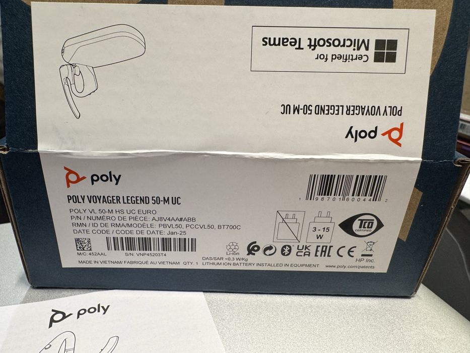 Poly / Plantronics Voyager Legend 50-М UC - Безжична слушалка + кейс